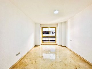 Piso en alquiler en Centro en Alicante