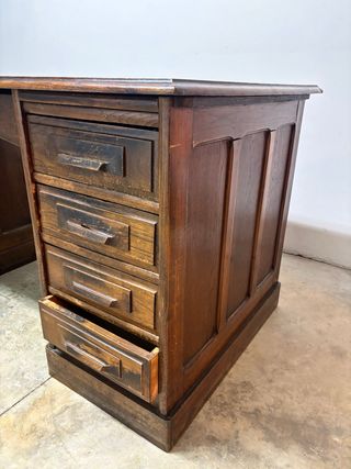 Mesa de escritorio antigua de madera Restaurada
