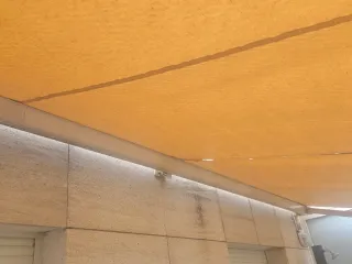 Toldo retráctil 5m automático
