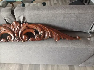 Copete piecero cama nogal tallado antiguo