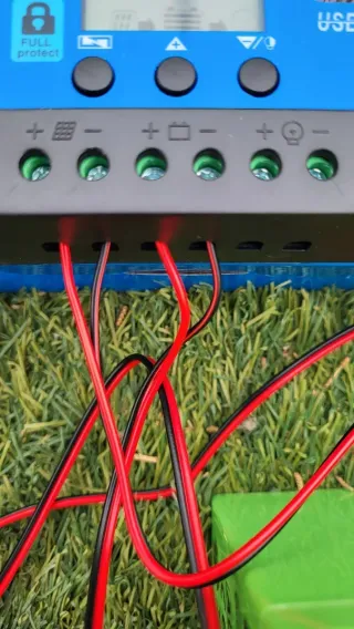 Kit solar 12v con batería todo nuevo