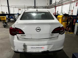 Despiece Opel Astra J Sedan
