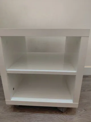 Cajonera blanca de plástico
