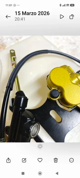 Estribo Freno Moto Negro y Dorado