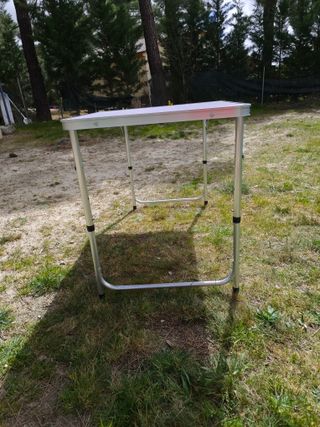 Mesa plegable de camping + 4 taburetes - Nueva