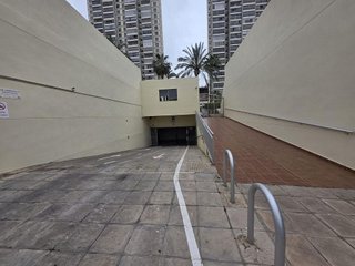 Garaje en venta en Rincón de Loix en Benidorm
