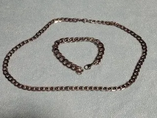 Collar y Pulsera.
