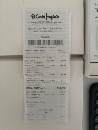 Lenovo Tab P12 con funda y teclado
