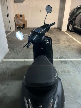 Moto Scooter Mitt 49cc Automática Negra