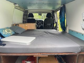 Mercedes Vito camperizada.