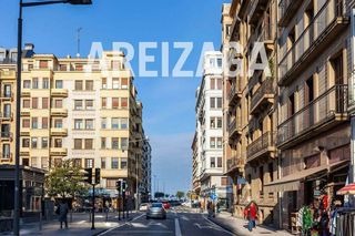 Local comercial en alquiler en Gros en San Sebastián-Donostia