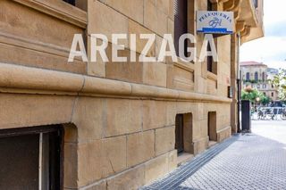 Local comercial en alquiler en Gros en San Sebastián-Donostia