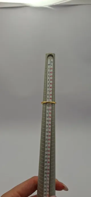 Anillo Oro 18K con Esmeraldas