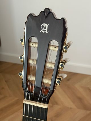 Guitarra Alhambra 4P Amplificada + Funda