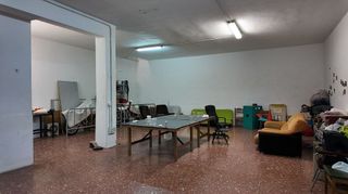 Local comercial en alquiler en Este en Castellón de la Plana