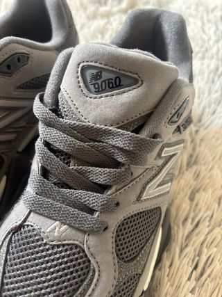 Zapatillas New Balance 9060 Gris/Blanco