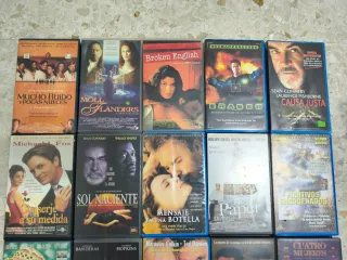 Lote 40 Películas VHS Eraser, Royce, El zorro, etc