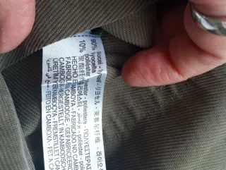 Pantalón corto verde zara M