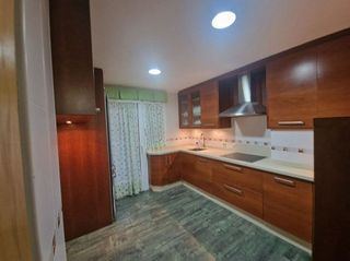 Piso en alquiler en Santa Cruz - Industria - Polígono Campollano en Albacete