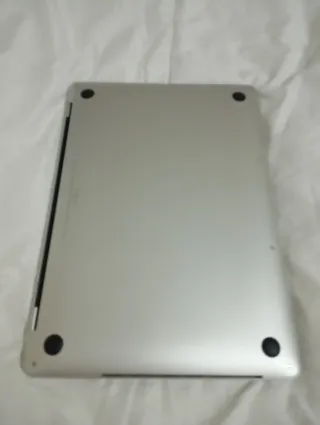 Apple MacBook Pro Plata