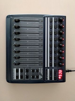 Behringer BCF2000 Control Fader USB MIDI