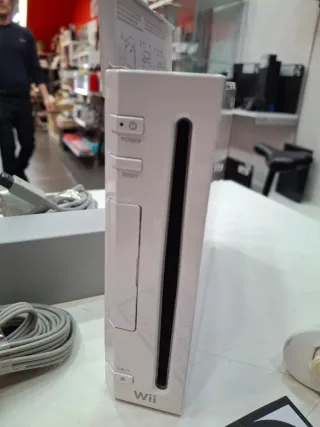 Nintendo Wii Blanca Retrocompatible Completa