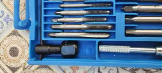 Set Maschi e Filiere 40 Pezzi NC & NF, NPT