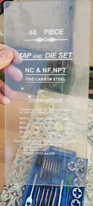 Set Maschi e Filiere 40 Pezzi NC & NF, NPT