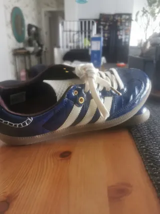Zapatillas Adidas Azul y Blanco