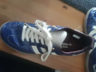 Zapatillas Adidas Azul y Blanco