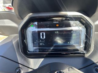 Yamaha X-MAX 300cc 2026 - 400km
