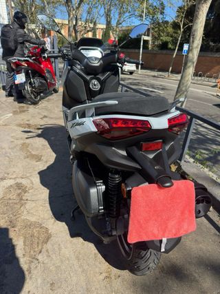 Yamaha X-MAX 300cc 2026 - 400km