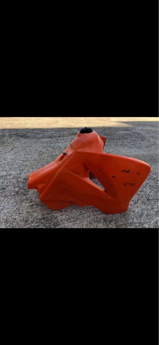 Depósito KTM Tanque Laranja