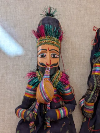 Marionetas artesanales de la India