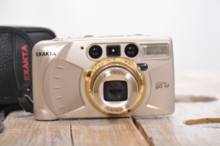 Fotocamera 35mm Exakta Zoom 90 AF