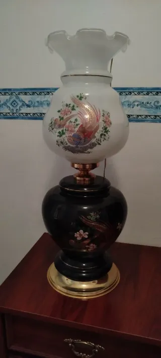 Lámpara de mesa 75cm negra y dorada