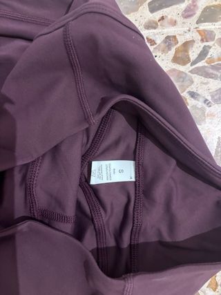 Conjunto mallas y top morado talla S