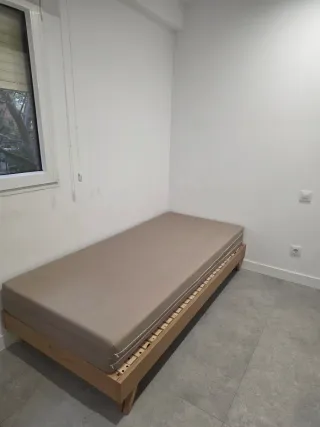 Cama extensible y colchón
