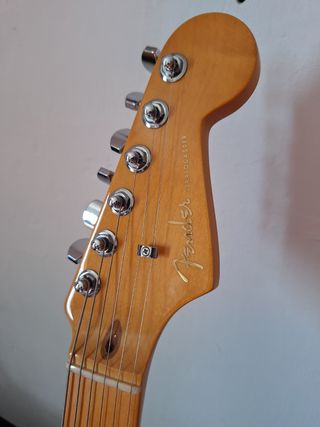 Fender Stratocaster American Ultra 2023 Texas Tea