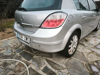 Opel Astra 2004