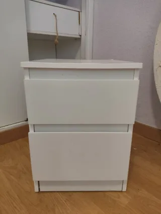 Mesita de noche Ikea blanca