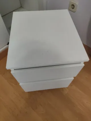 Mesita de noche Ikea blanca