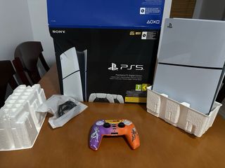 PS5 Edición Digital Sony + 1 Mando Personalizado