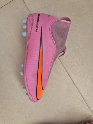 Botas de fútbol Nike Talla 33.5