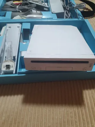 Consola Nintendo Wii Blanca (sin mandos)