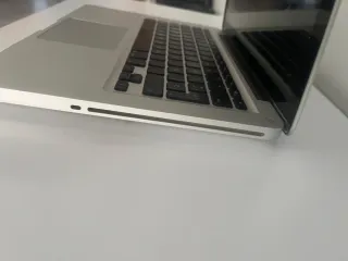 MacBook Pro Apple Plata