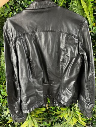 Cazadora polipiel negra mujer