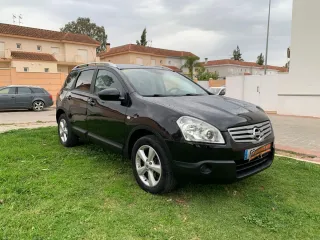 Nissan Qashqai+2 2010