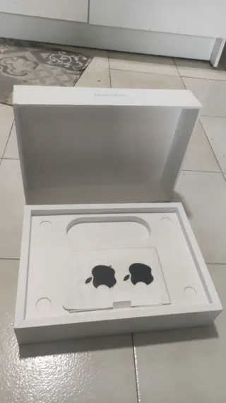 Caja Macbook Pro 14