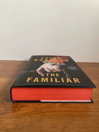 The Familiar Waterstones special ed Leigh Bardugo